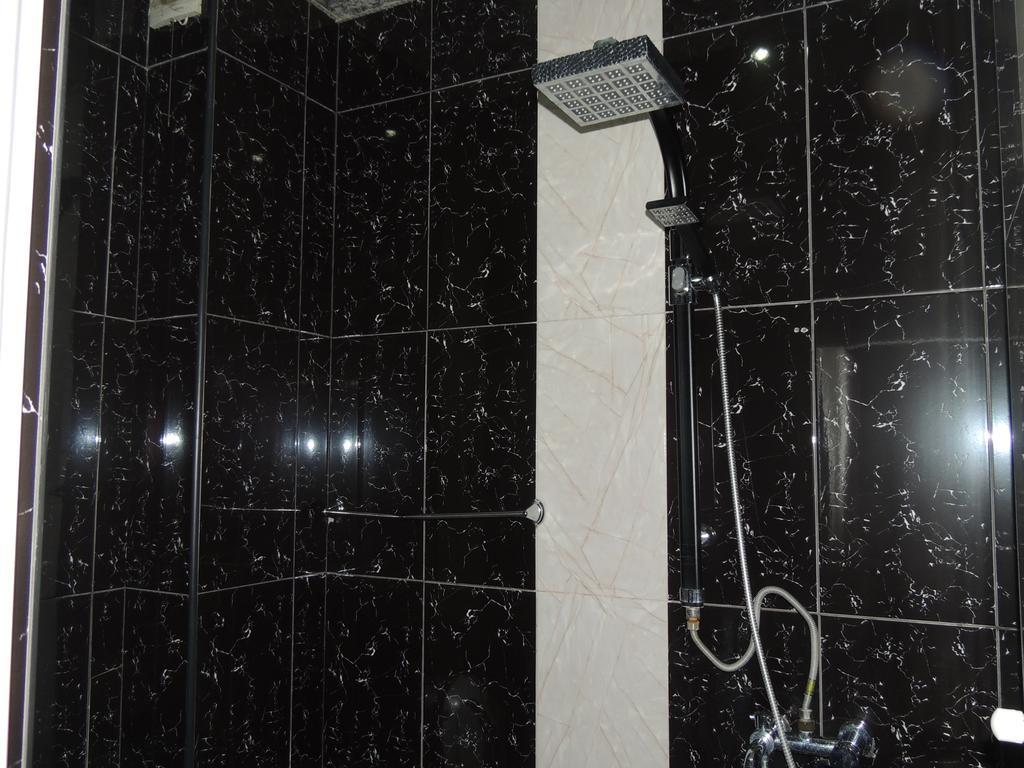 Hotel Richard Tbilisi Exteriör bild