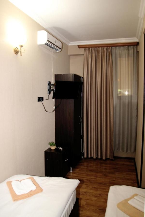 Hotel Richard Tbilisi Exteriör bild