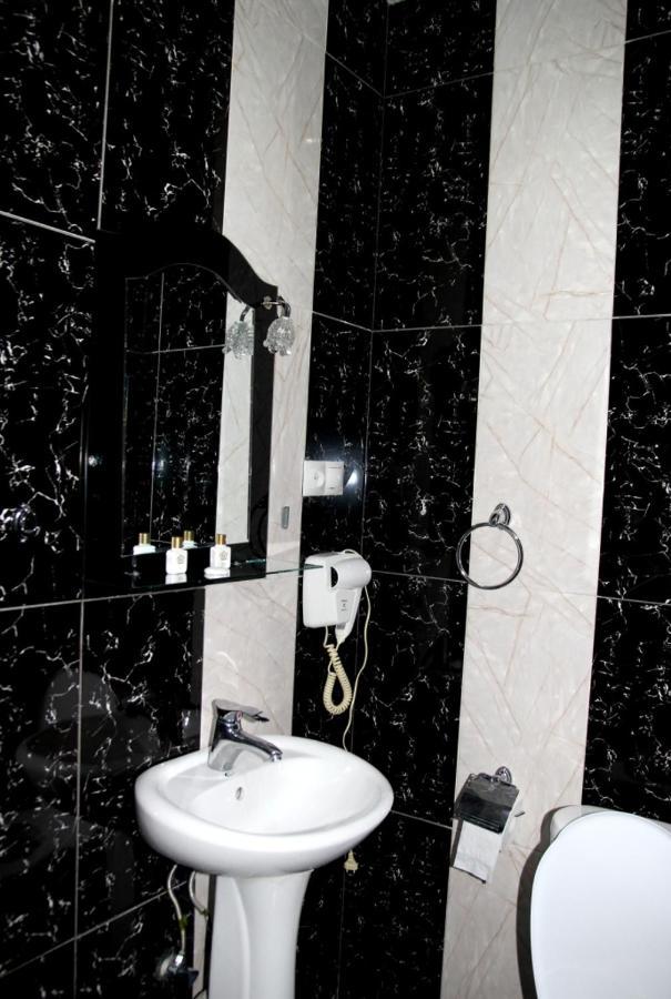 Hotel Richard Tbilisi Exteriör bild