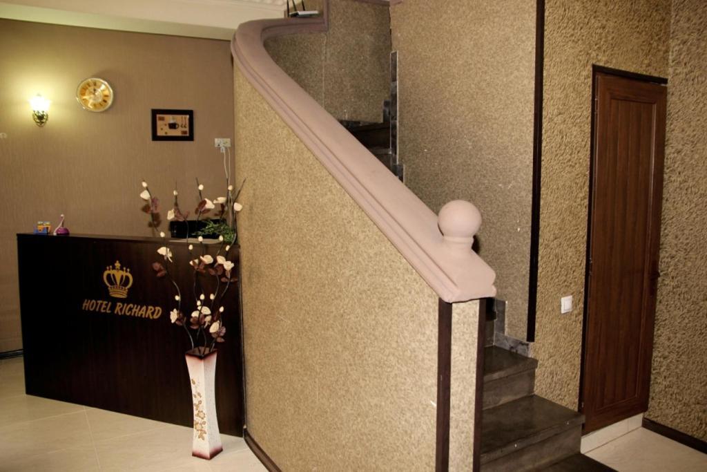 Hotel Richard Tbilisi Exteriör bild